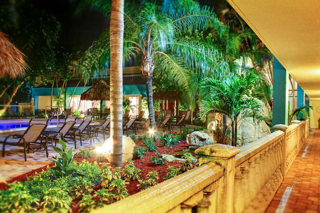 Hotel Rodeway Oakland Park